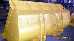 苍山县工程机械配件厂库存汽摩配件与化妆品产品列表